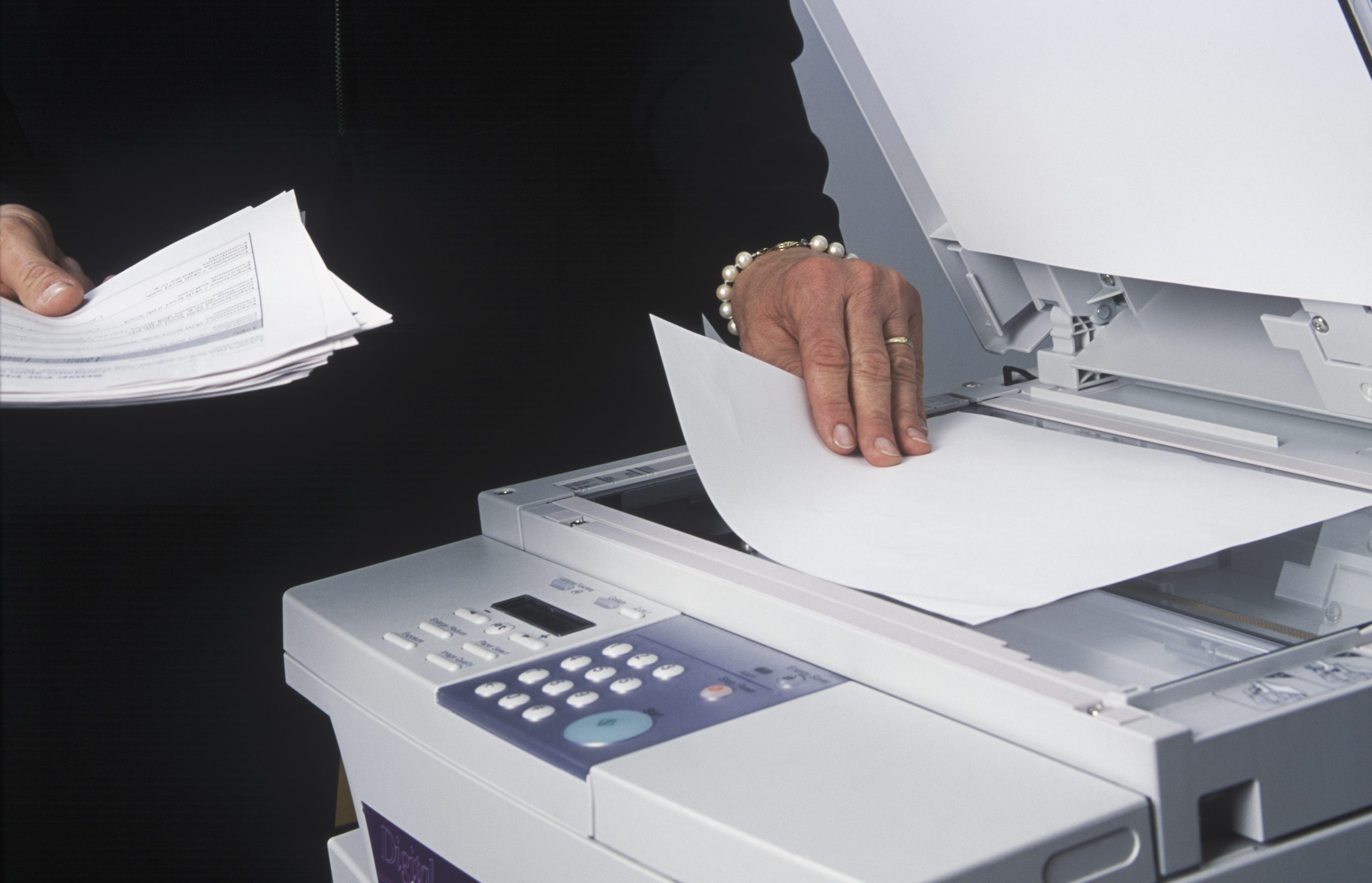 What Is the Difference Between a Digital Copier and a Multifunction Printer?